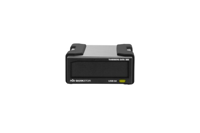 Overland-Tandberg RDX External drive  USB3+ interface - imagine 3