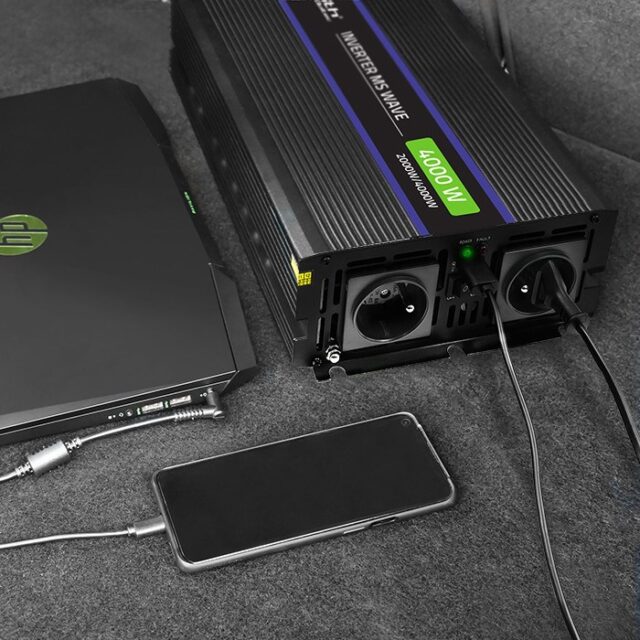 Qoltec Przetwornica napięcia Monolith 4000 MS Wave | 12V na 230V | 2000/4000W | USB - imagine 3