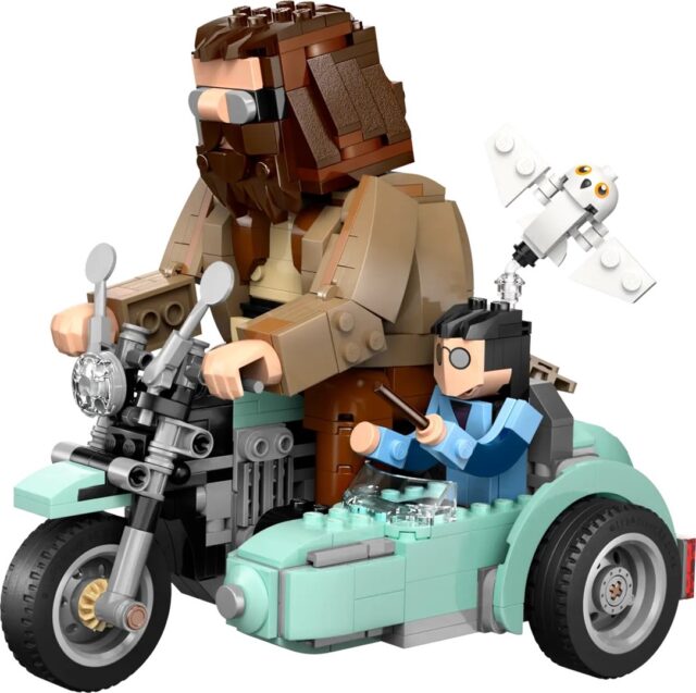 LEGO HARRY POTTER 76443 Hagrid & Harry's Motorcycle Ride - imagine 3