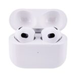 Apple AirPods (3rd generation) with Lightning Charging Case - imagine 10