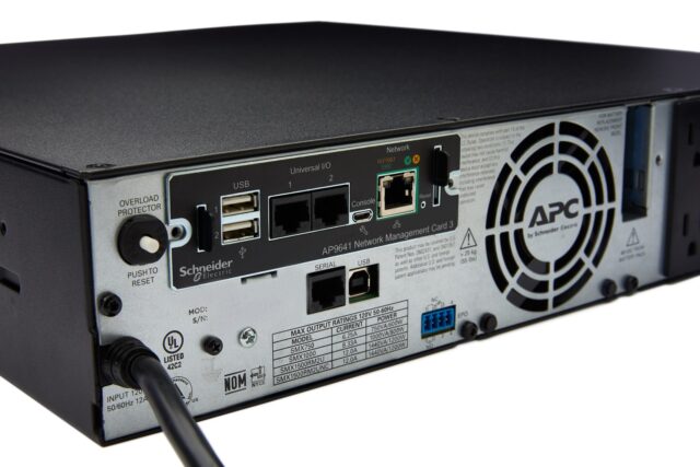 APC Network Management Card 3 with Pow - imagine 8