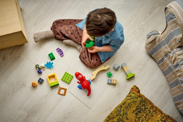 LEGO DUPLO 10463 Dinosaur Spidey-Rex vs Green Goblin - imagine 7