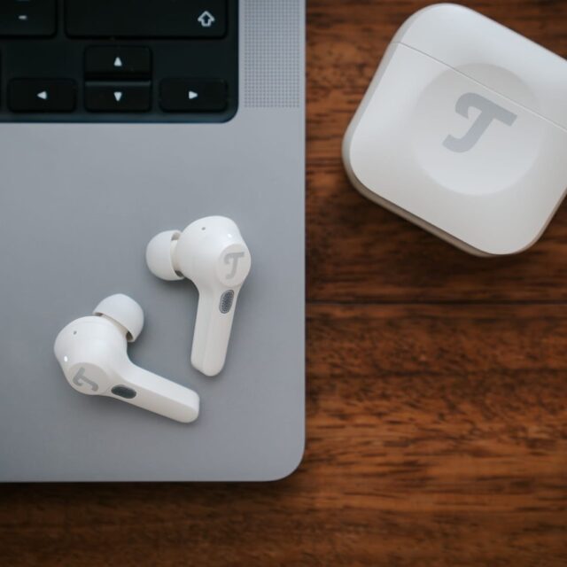 Teufel AIRY TWS Pro Bluetooth Earbuds Silver-White - imagine 6