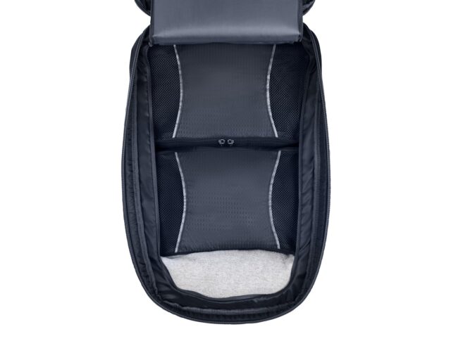 HP Travel Plus 30L 17-inch Laptop Backpack - imagine 5