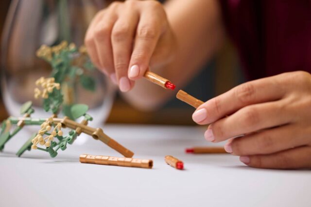 LEGO BOTANICALS 11502 Sunflower Bouquet - imagine 8