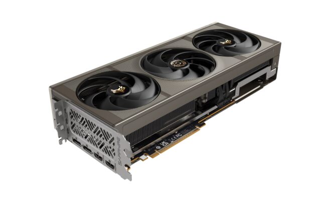 Sapphire NITRO+ AMD Radeon RX 9070 XT OC Crimson Desert Edition 16 GB GDDR6 - imagine 2