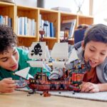 LEGO Creator 31109 Pirate Ship - imagine 4