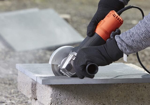 Black & Decker BLACK+DECKER BEG210-Qs Meuleuse d'Angle Poignée 3 Positions  900 W  Noir  115 mm - imagine 3