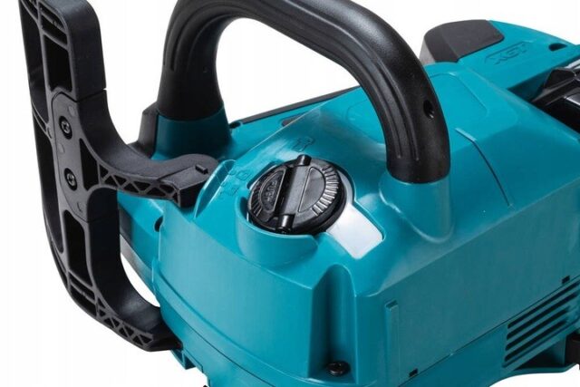 MAKITA. CHAINSAW 40V XGT UC004GM102 35cm 1x4.0Ah - imagine 5