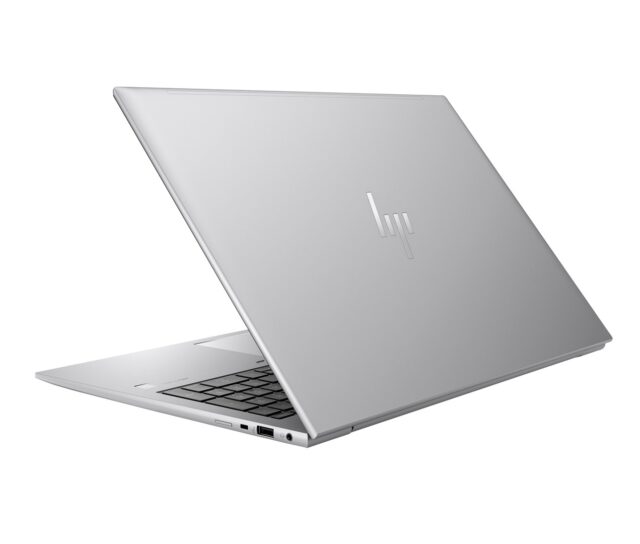 HP ZBook Firefly G11 Intel Core Ultra 5 135H Mobile workstation 35.6 cm (14 ) WUXGA 16 GB DDR5-SDRAM 1 TB SSD NVIDIA RTX A500 Wi-Fi 6E (802.11ax) Windows 11 Pro AI Workstation  AI PC Grey - imagine 3