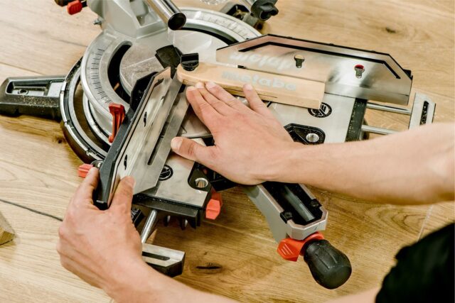 METABO Miter Saw KGSV 72 XACT SYM 216mm 305x72mm - imagine 6