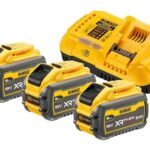 DeWALT DCB118X3-QW cordless tool battery / charger Battery & charger set