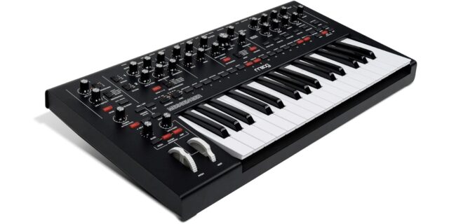 MOOG MESSENGER - Syntezator Analogowy - imagine 8