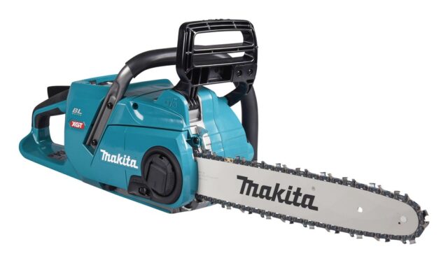 Makita UC015GT101 chainsaw Black  Blue - imagine 3