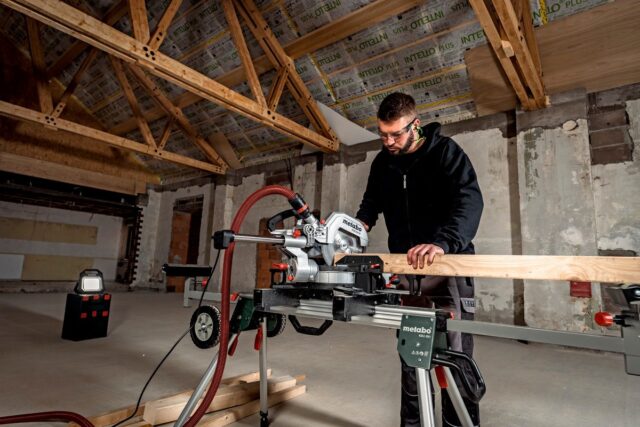 Metabo KGS 254 M 4500 RPM 1450 W - imagine 3